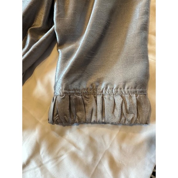 Dress Barn Dressy Silver 3/4 Sleeve Ruffled Jacket - Size 14/16 Woman - Picture 6 of 9